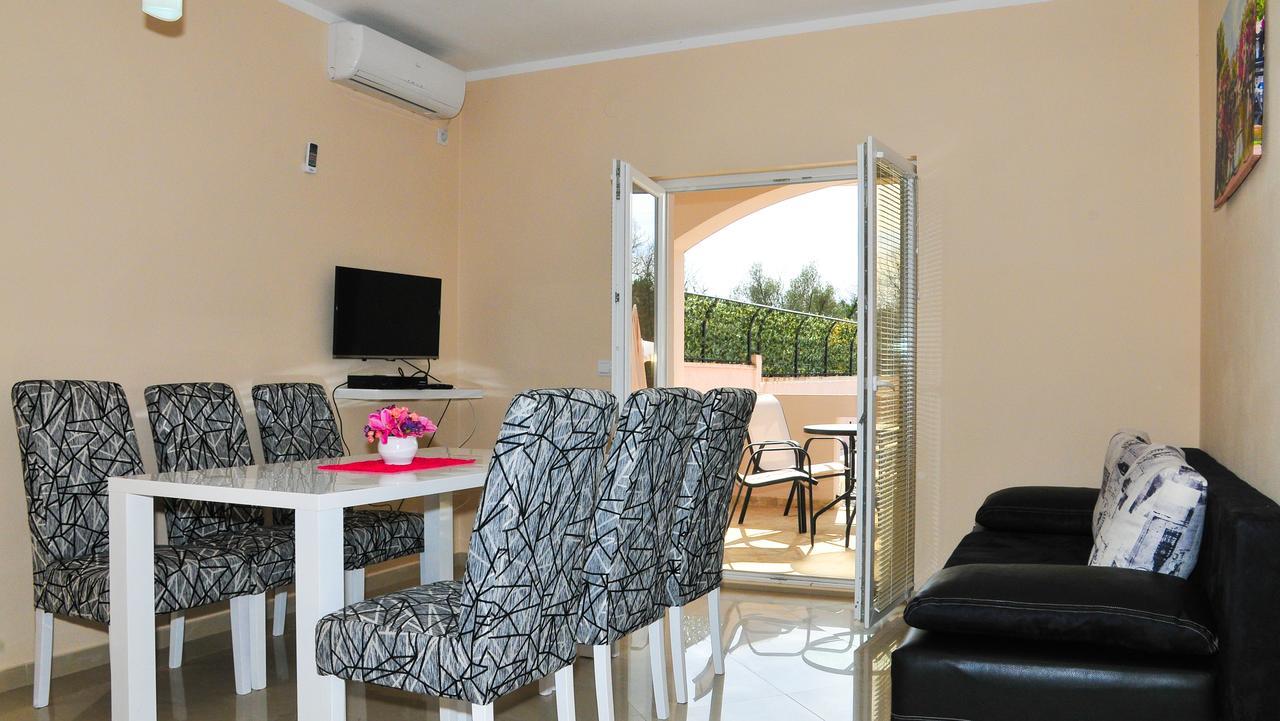 Apartmani Bulajic Tivat Exteriér fotografie