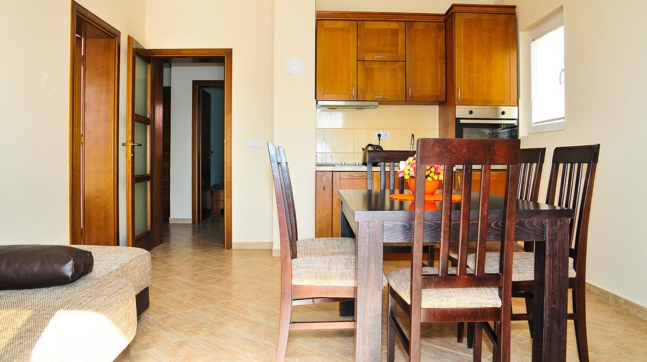 Apartmani Bulajic Tivat Exteriér fotografie